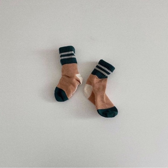 Palette Socks Set - Picture 4 of 4